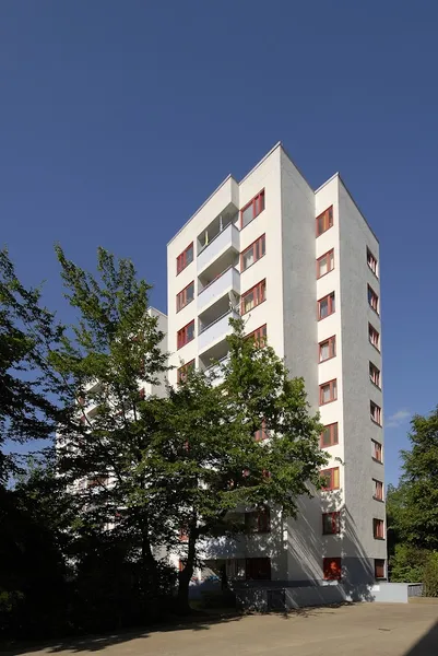 Schöne 2,5-Zimmer Wohnung sucht neue kleine Familie! — photo 1